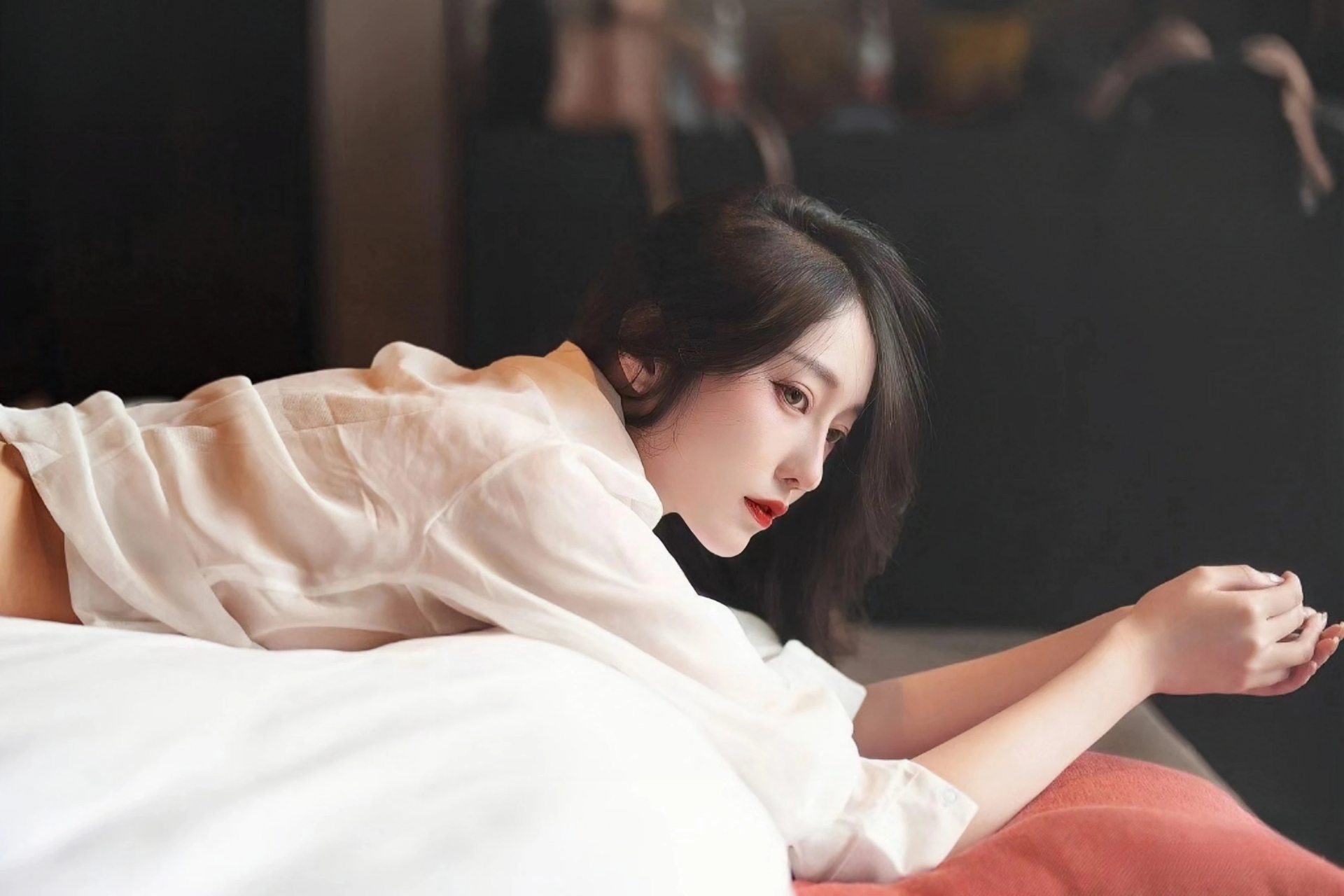 从乌鲁木齐到比什凯克 国产C909货机开启中吉货运“空中快线”